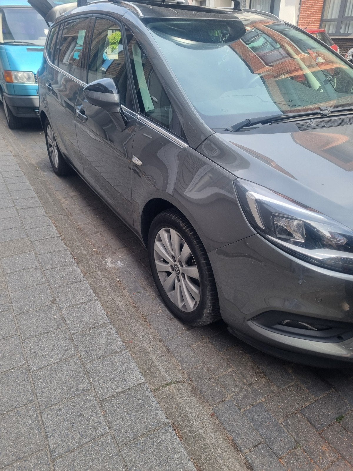 zafira, Autos, Argent ou Gris, Euro 6, 7 places, Boîte manuelle