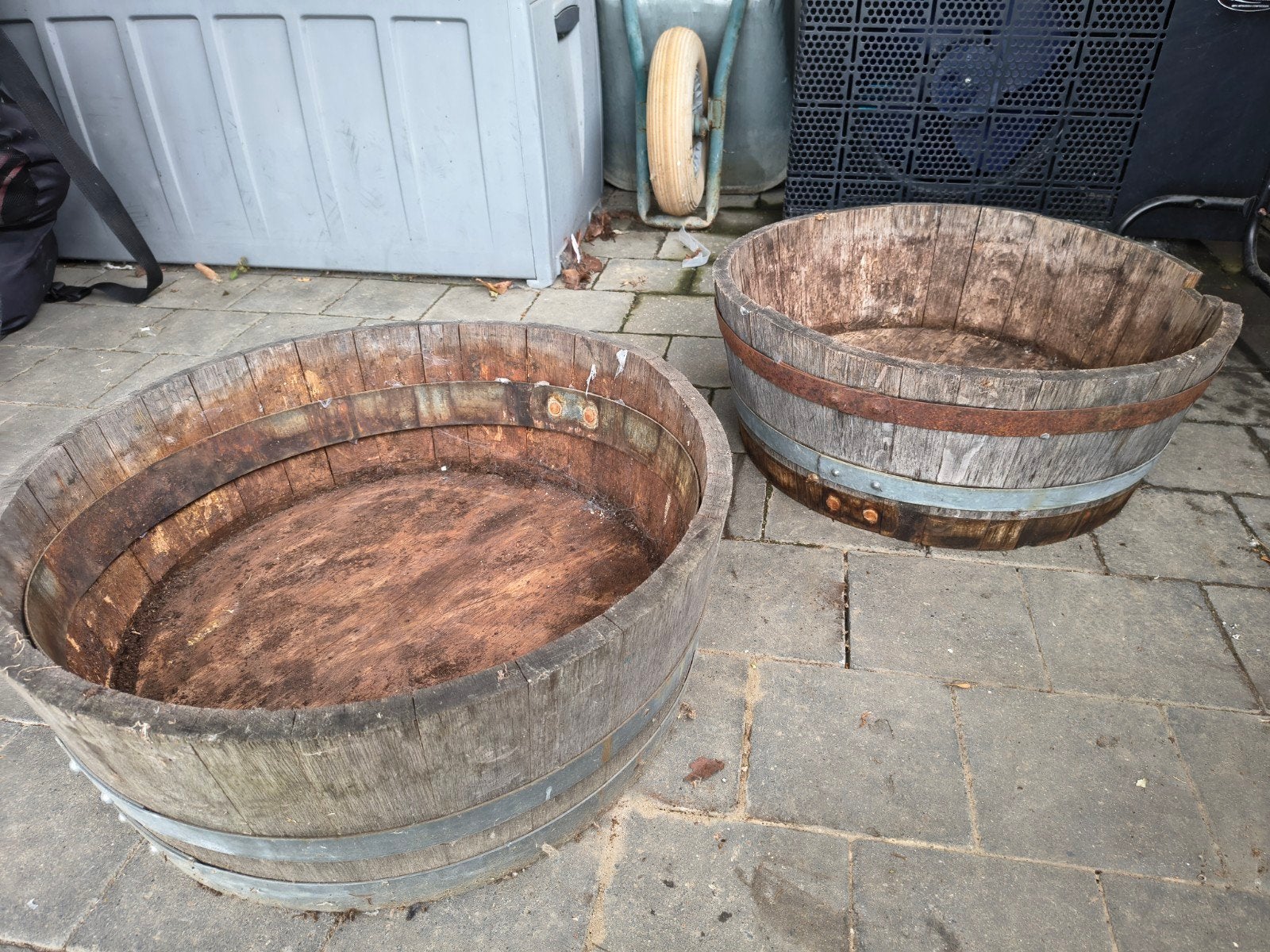 Bloembakken uit eiken vaten, Ophalen, Gebruikt, Minder dan 30 cm, Rond