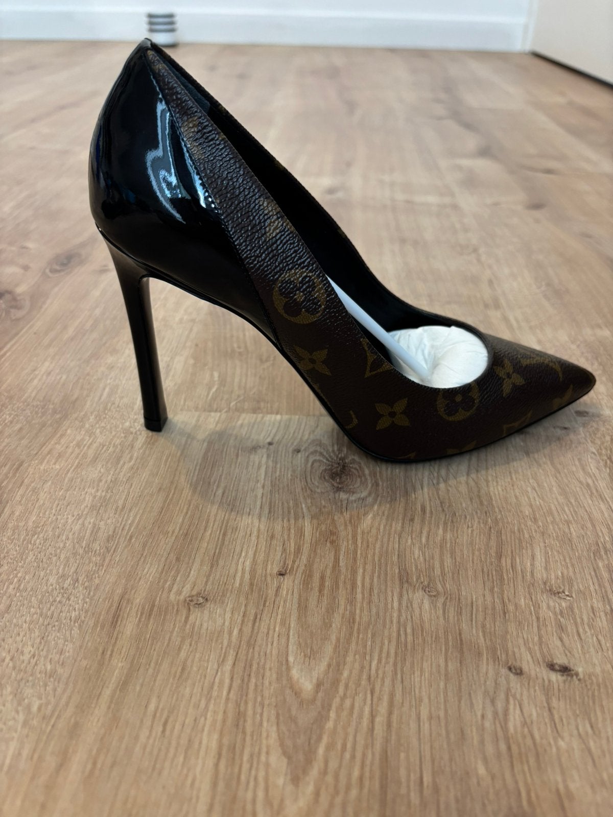 Lv cherie pump, Ophalen, Zo goed als nieuw