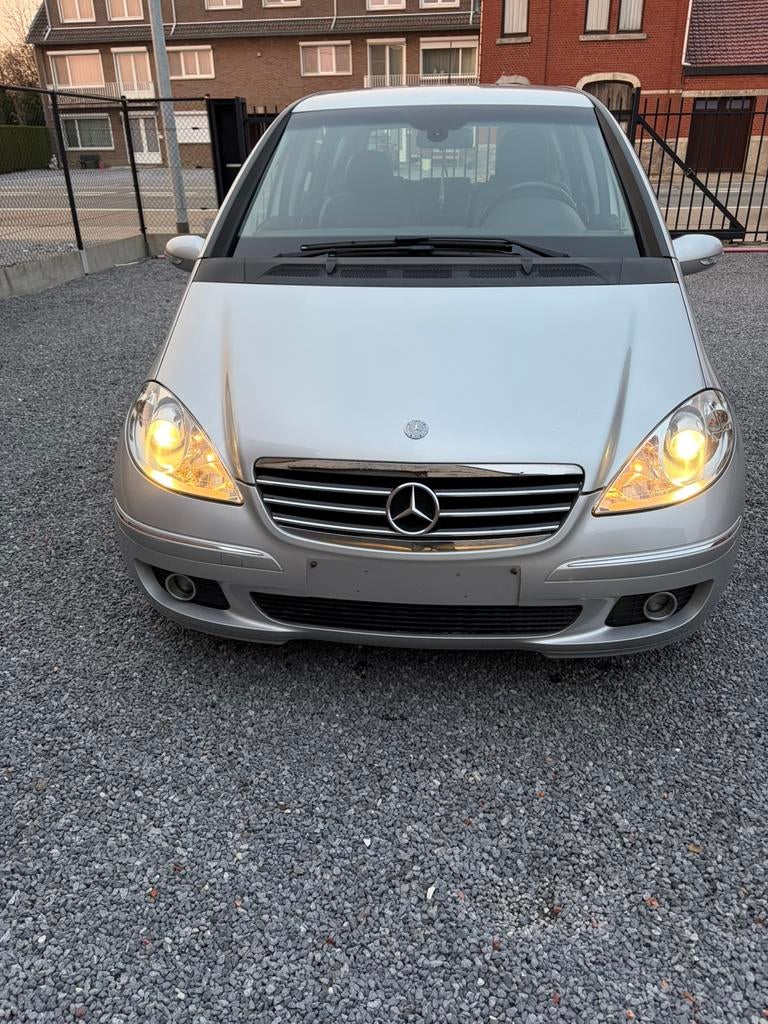 MercedesA180cdi, Voorwielaandrijving, Zwart, Leder en Stof, 5 deurs