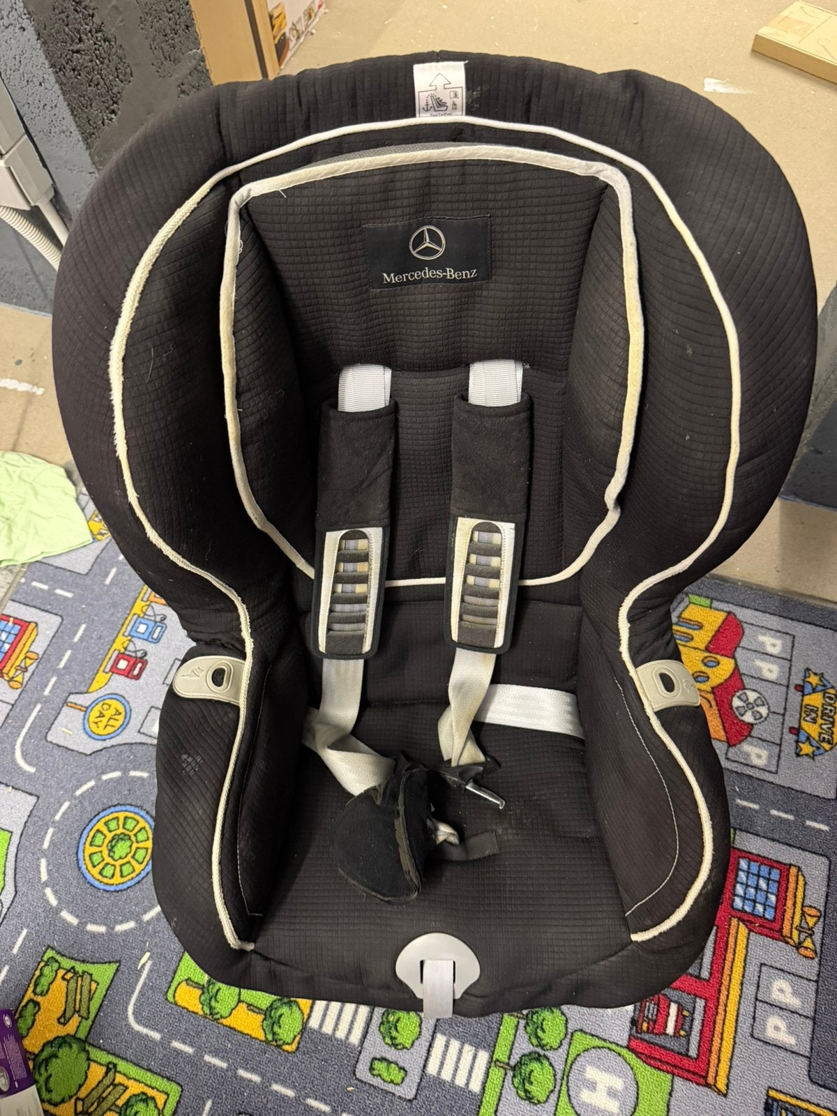 Mercedes autostoel Isofix, Ophalen, Zo goed als nieuw, Isofix
