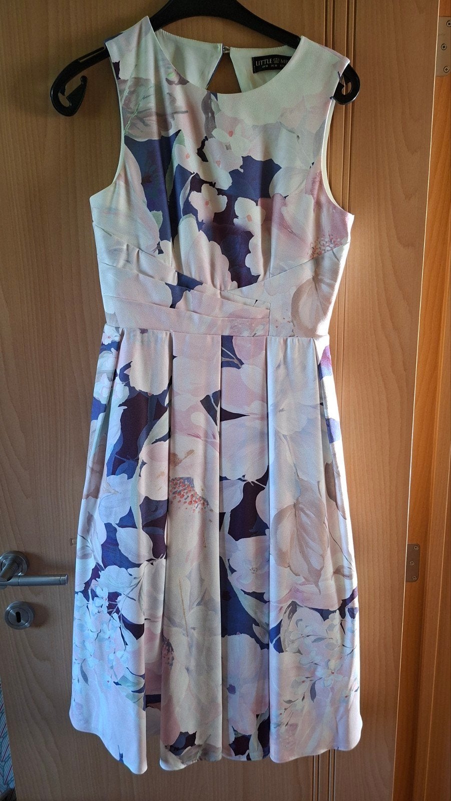 Robe cocktail M Little Mistress, Taille 38/40 (M), Little mistress, Enlèvement, Sous le genou