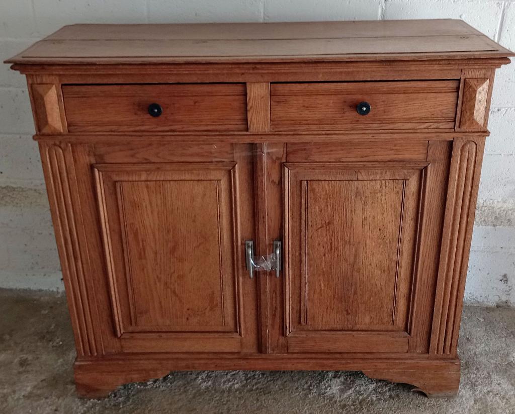 Buffet bas, 25 à 50 cm, Avec tablette(s), 100 à 150 cm, Enlèvement