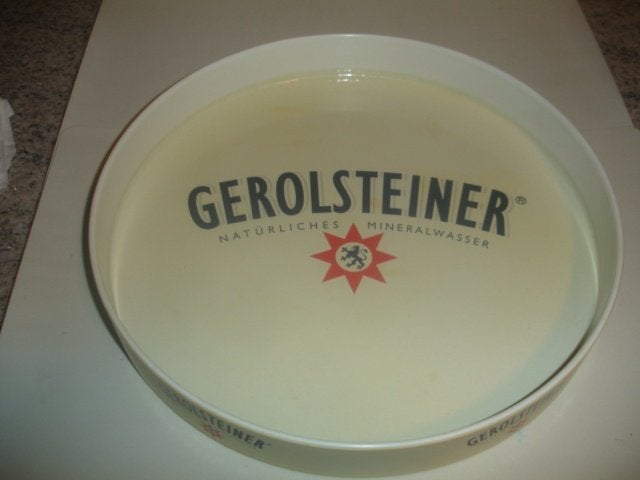 Opdienbord, plateau van Gerolsteiner Mineraalwater, Verzamelen, Ophalen of Verzenden, Zo goed als nieuw, Gebruiksvoorwerp