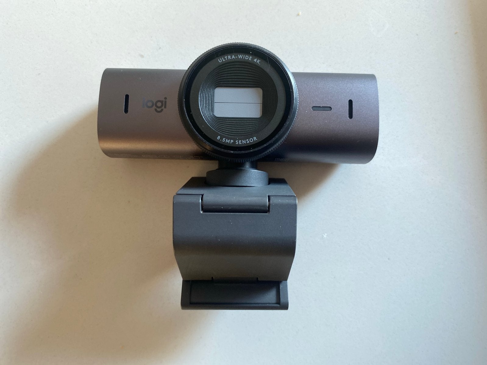 Logitech MX Brio - Webcam - 4K Ultra HD, Enlèvement ou Envoi, Comme neuf, Clip moniteur