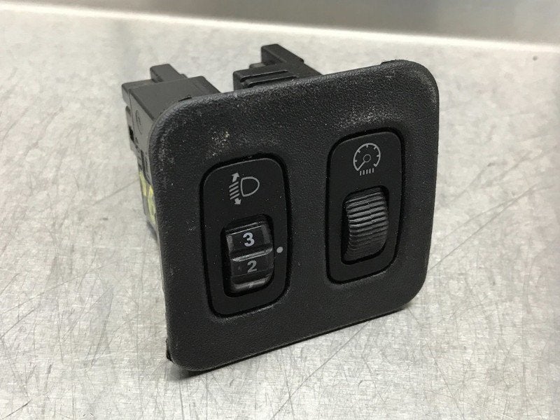 LICHTSCHAKELAAR Mitsubishi Pajero Canvas Top (V6 / 7), Gebruikt, Mitsubishi