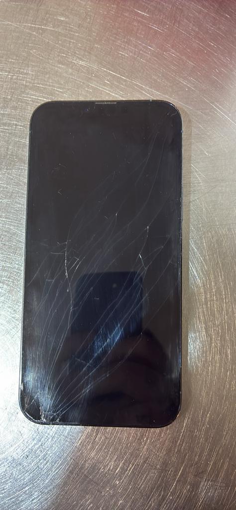 Iphone 13 pro max, Telecommunicatie, Mobiele telefoons | Hoesjes en Screenprotectors | Apple iPhone, Ophalen, Zo goed als nieuw