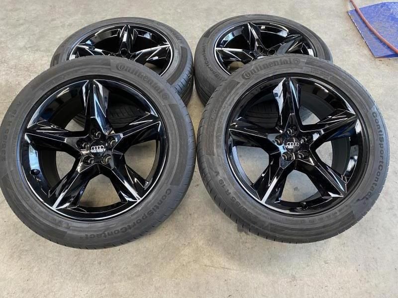 zwarte 19 inch Audi Q5 SQ5 velgen + zomerbanden 235 55 19 4M, Auto-onderdelen, 19 inch, Gebruikt, -, -