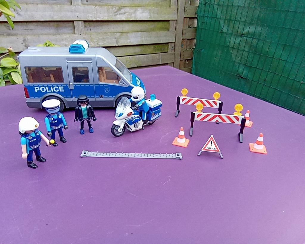 Playmobil politiebus en moto, Ophalen of Verzenden, Zo goed als nieuw, Complete set