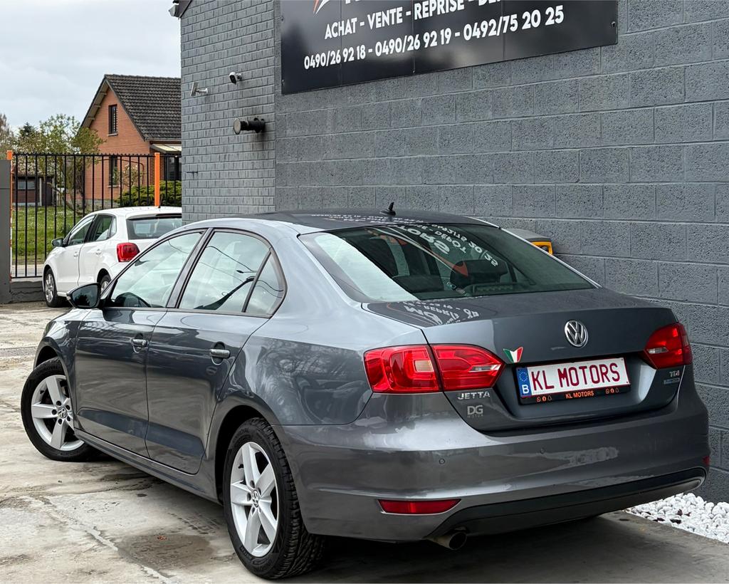 VW JETTA CONFORTLINE 1.6CR TDI 105CV 193 000KM CARPASS 2011, Autos, Volkswagen, Achat, Entreprise, Boîte manuelle, Noir