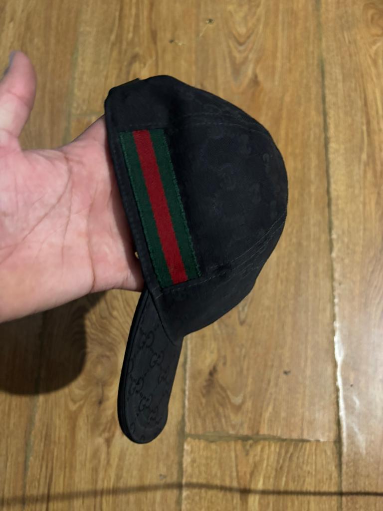 Klassieke zwarte pet van Gucci, Ophalen of Verzenden, Zo goed als nieuw