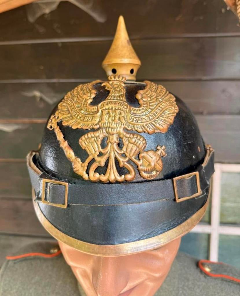 Pinhelm/Pickelhaube, Ophalen of Verzenden