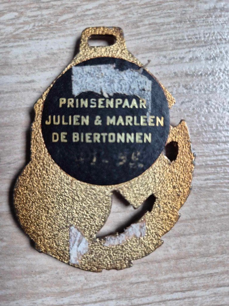 Carnaval medaille Wijnegem De Biertonnen, Enlèvement ou Envoi