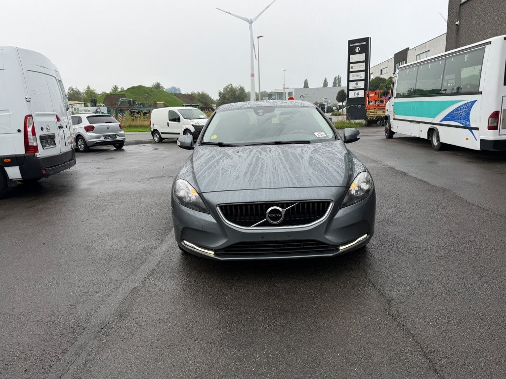 Volvo V40 ( Stock ID 14382) — 2