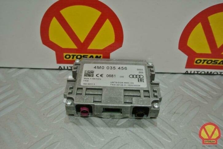 amplificateur d'antenne audi a4 8w 4m0035456, AUDI AG, Auto-Union-Strasse 1
85045  Ingolstadt, DE, Audi, Utilisé