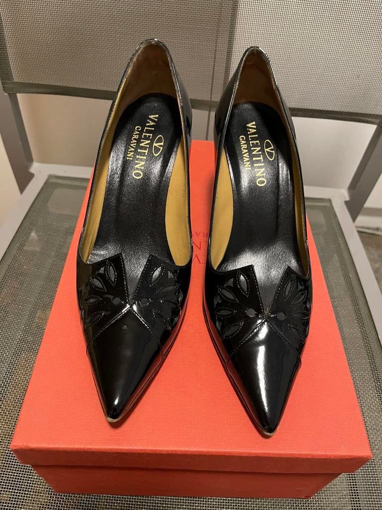 Valentino Garavani prachtige lederen hakken, Kleding | Dames, Schoenen, Ophalen of Verzenden, Zo goed als nieuw, Zwart, Schoenen met hoge hakken