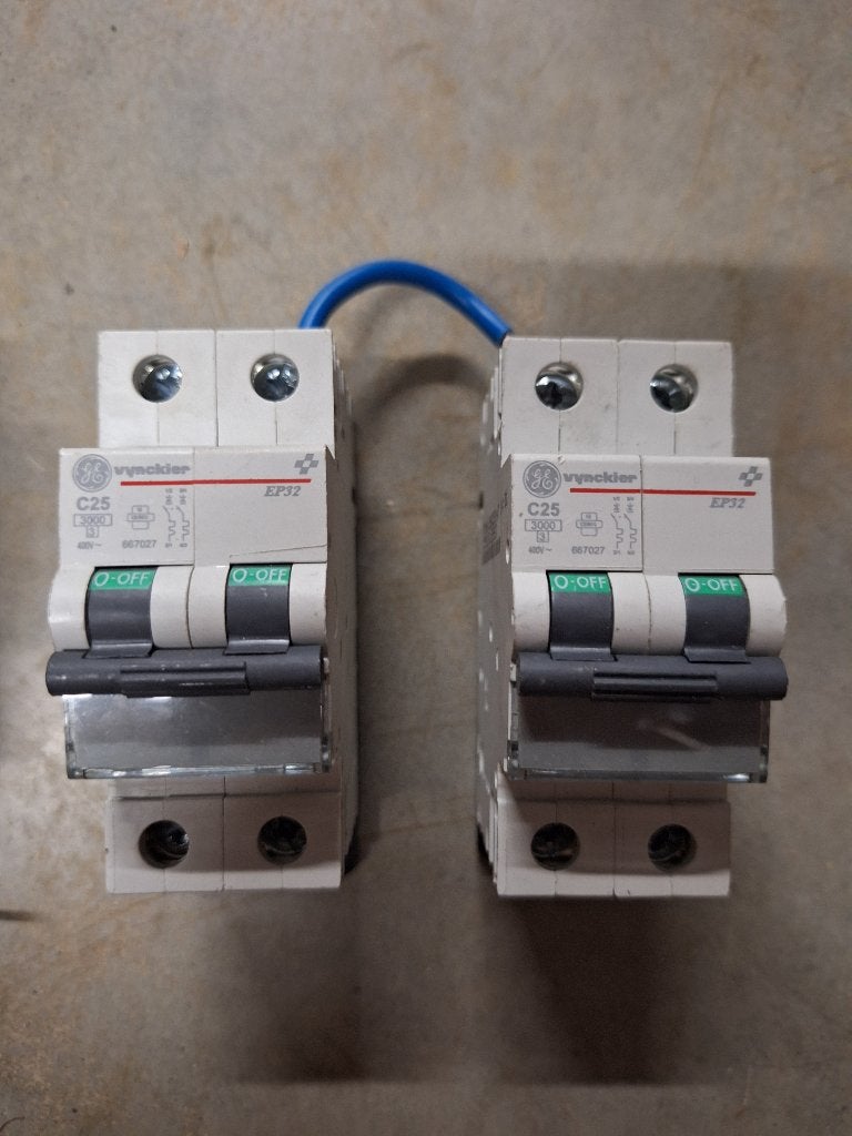 Vynckier automaat c25 400v 2stuks, Enlèvement, Utilisé