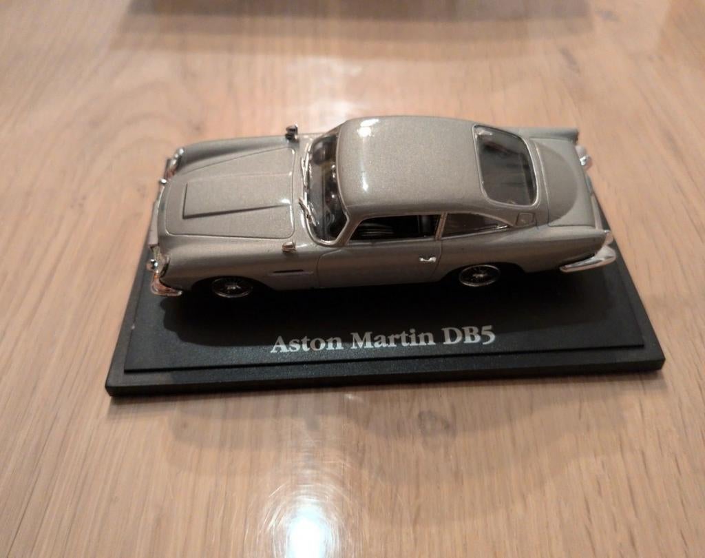 Aston Martin DB5 1/43, Enlèvement ou Envoi