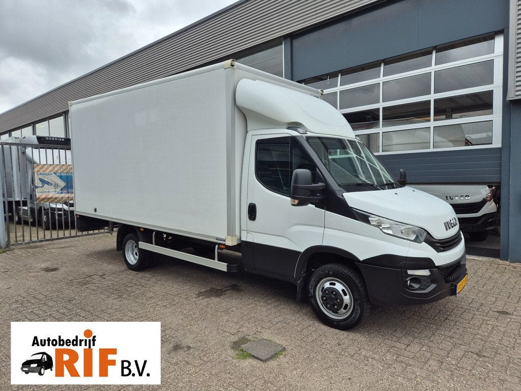 Iveco Daily 35C16 2.3D/ Navi/ Airco/ E6/ 22 KUB, Autos, Camionnettes & Utilitaires, Entreprise, Achat, ABS, Air conditionné, Android Auto