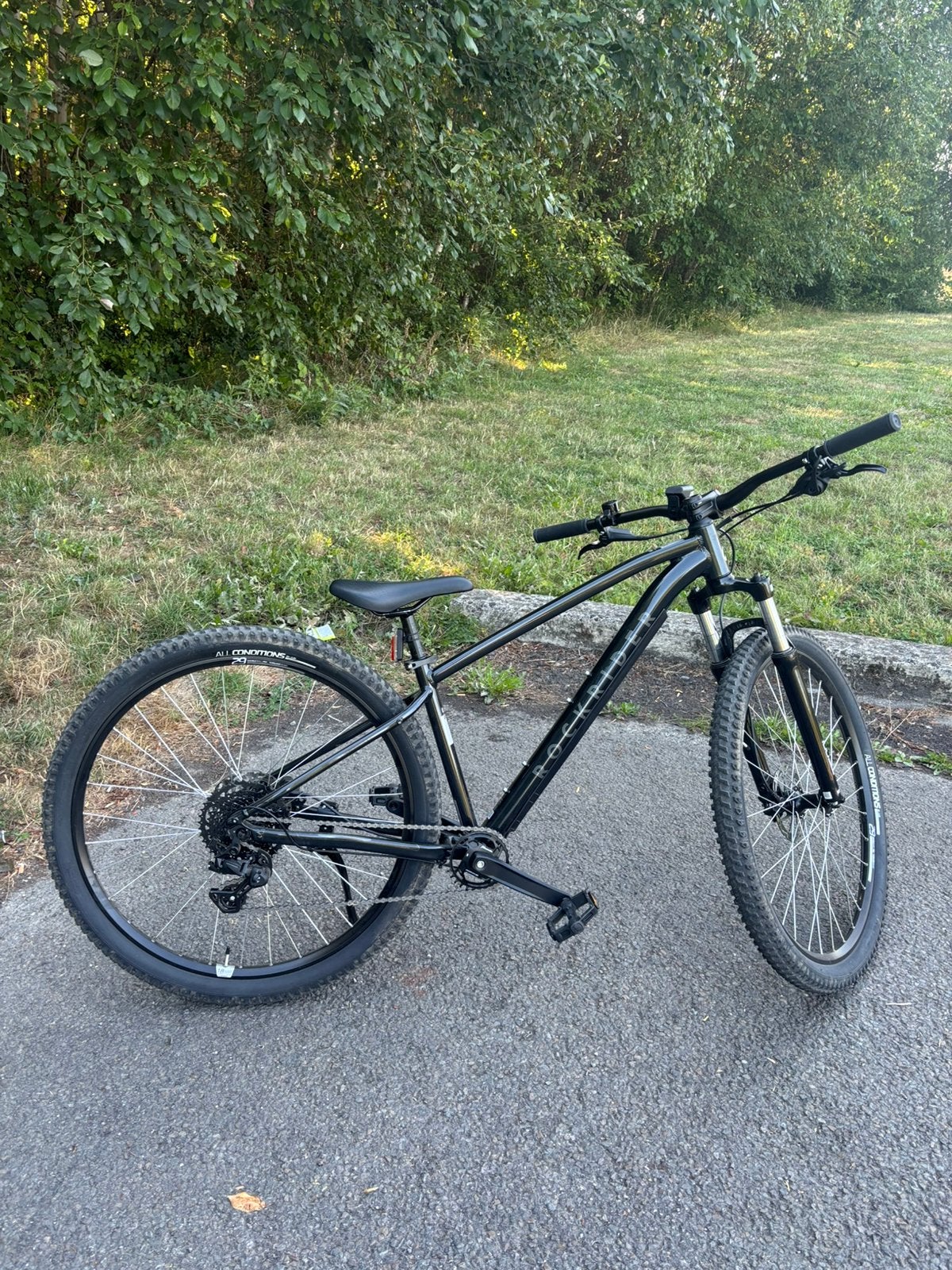 Rockrider EXP500 très bon état – 60 km seulement, Fietsen en Brommers, Fietsen | Mountainbikes en ATB, Overige merken, Hardtail