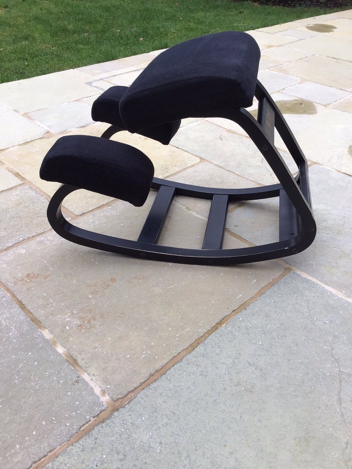 Fauteuil ergonomique pour genoux, Enlèvement, Comme neuf, Noir