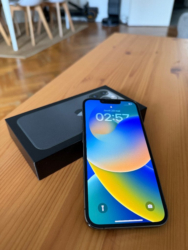 iPhone 13 Pro — 256 GB — Grafiet — Zeer goede staat, Telecommunicatie, Mobiele telefoons | Apple iPhone, Gebruikt, 86 %, Zwart