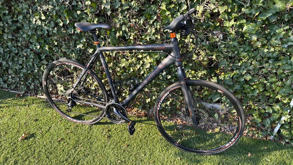 Tourfiets Cross Quest 60cm – Deore XT – als nieuw incl VDO, Fietsen en Brommers, Fietsen | Heren | Sportfietsen en Toerfietsen