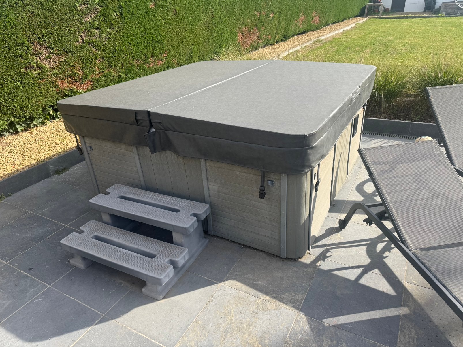 Jacuzzi Napoli Luxury, Tuin en Terras, Ophalen, Zo goed als nieuw, Afdekzeil, Vast
