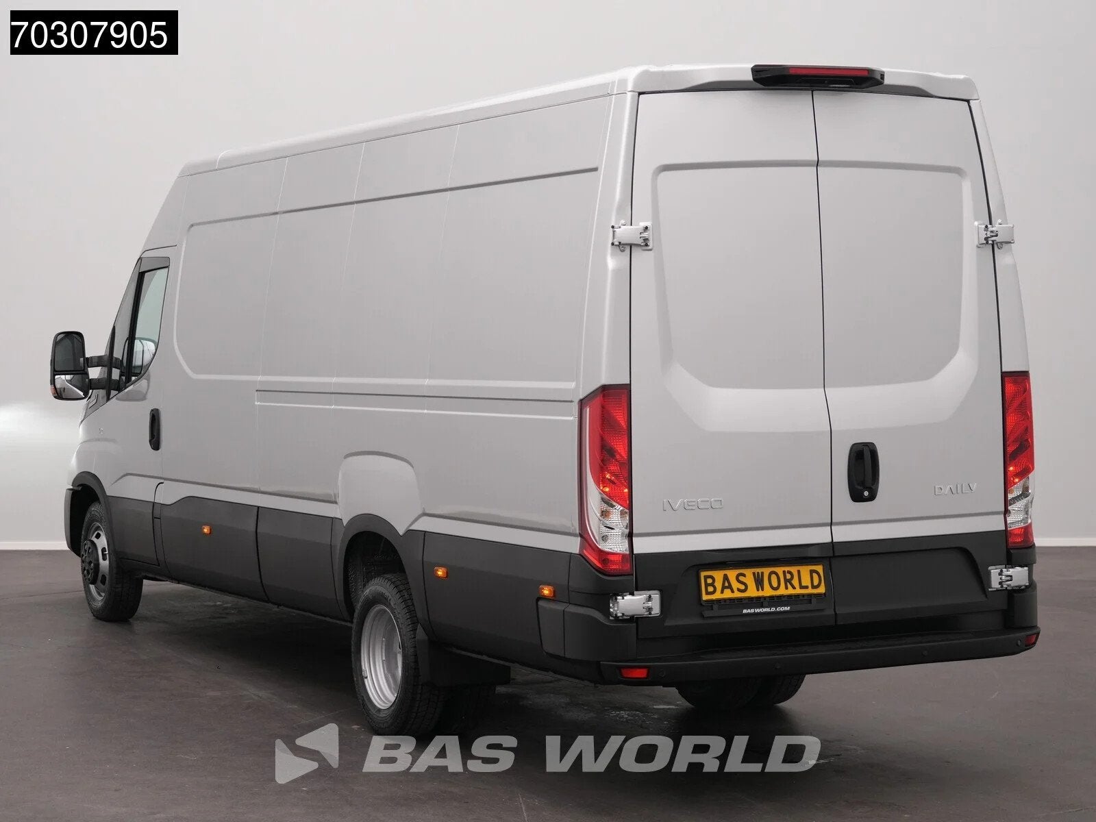 Iveco Daily 35C21 3.0L Automaat L4H2 210PK Dubbellucht ACC L, Autos, Neuf, Argent ou Gris, Achat, Euro 6