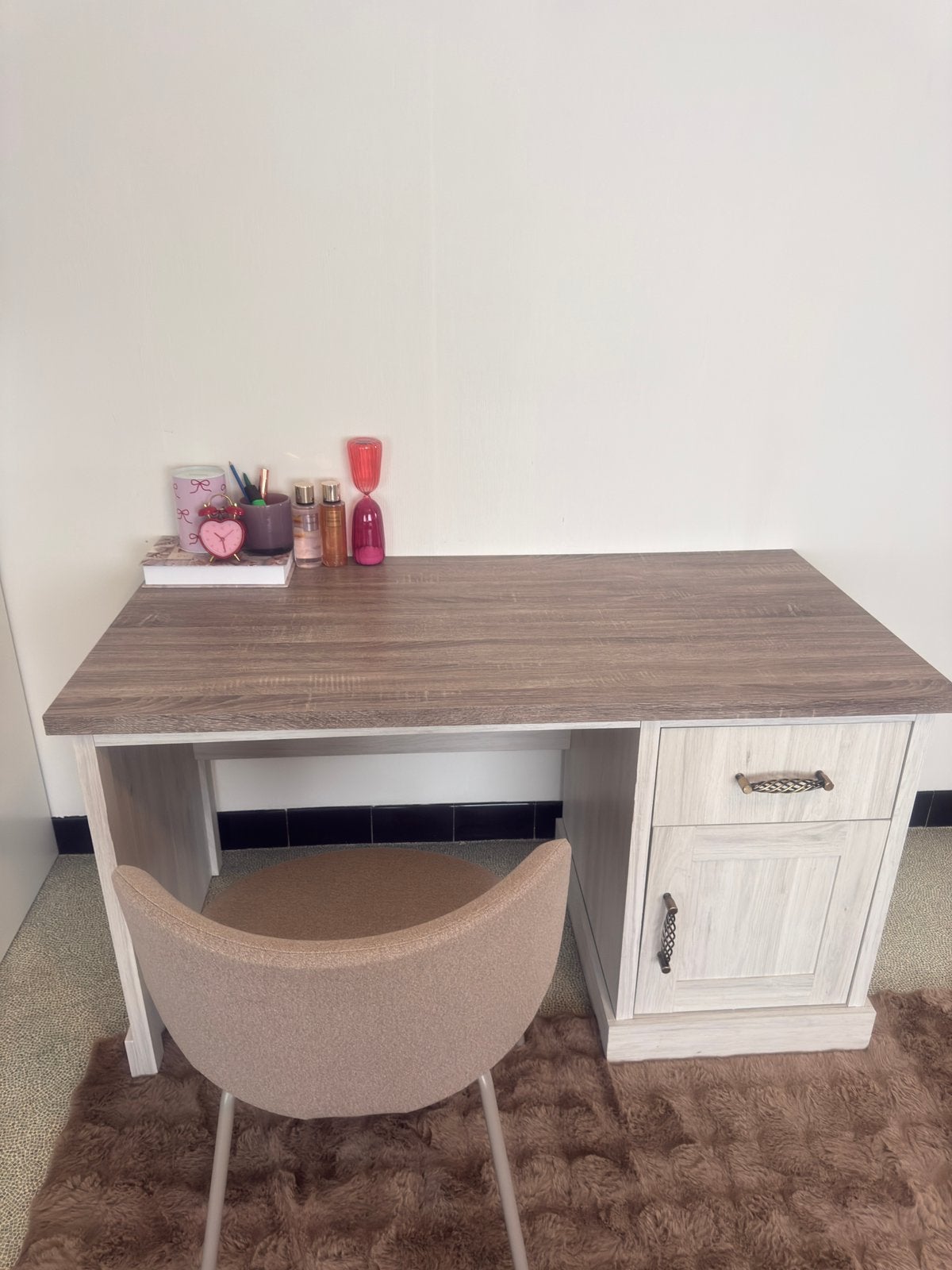 Bureau landelijk, Huis en Inrichting, Bureaus, Ophalen, 135 cm, Met lades, 68 cm