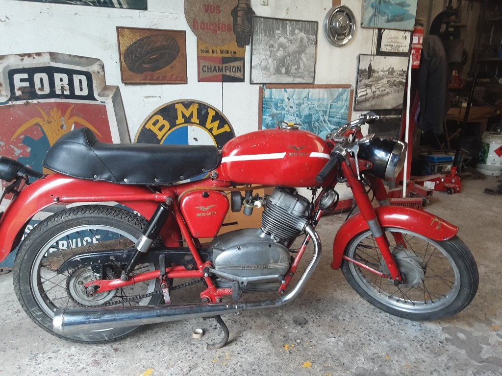 Moto guzzi stornello, Motos