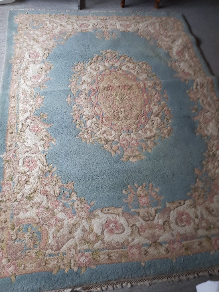 magnifique tapis cambodgien noué à la main, Enlèvement