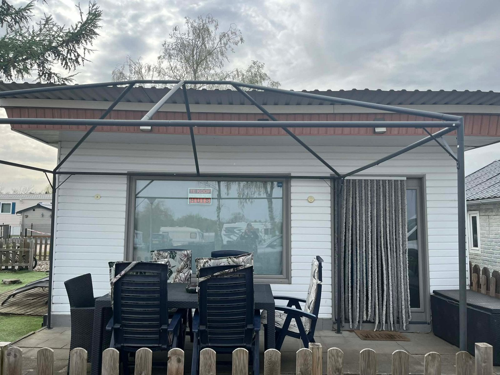 Te koop chalet op campinastrand, Caravans en Kamperen, Stacaravans