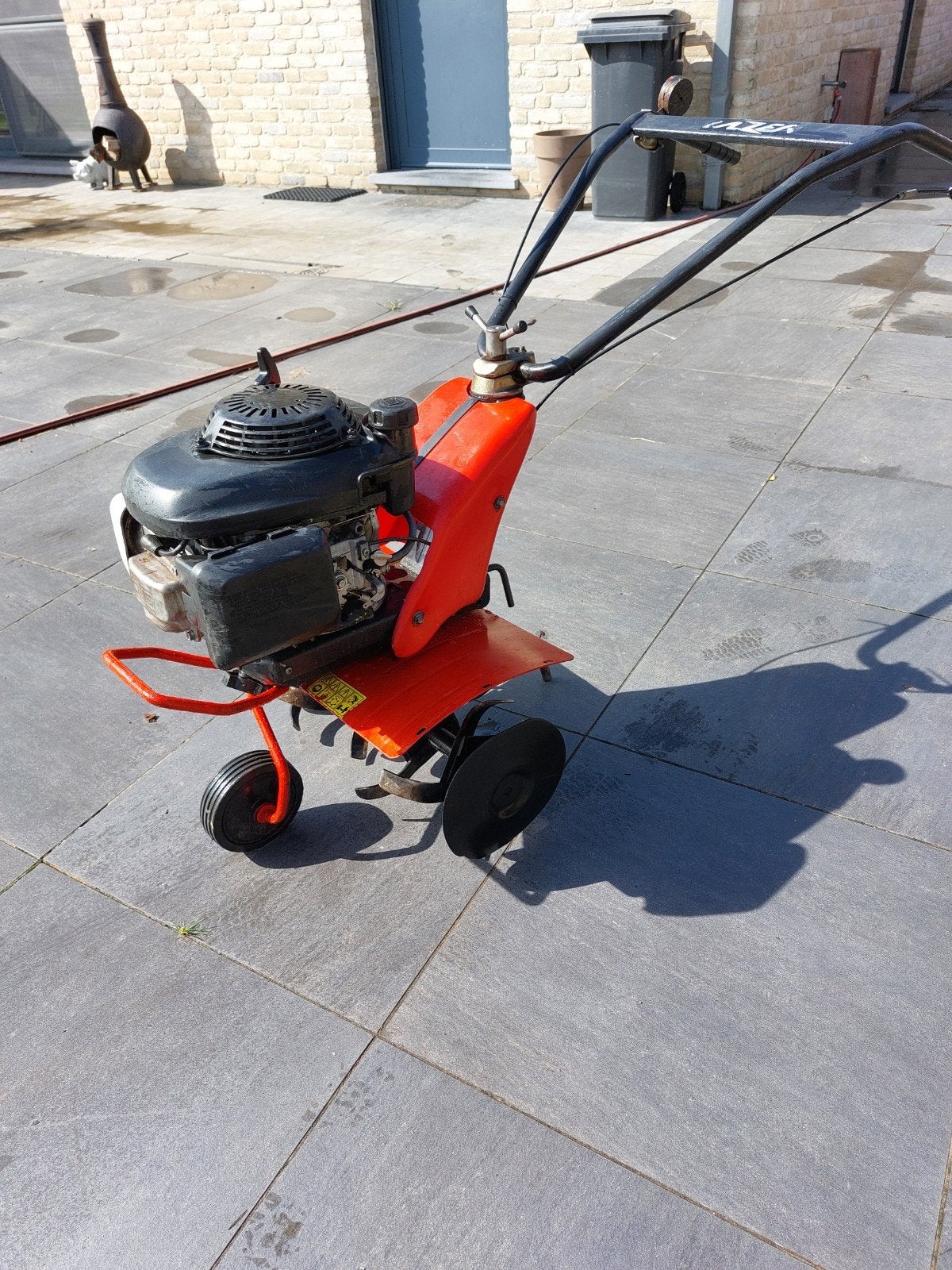Tuinfrees, Doe-het-zelf en Bouw, Gebruikt, Ophalen of Verzenden, Tuinfrees, Benzine