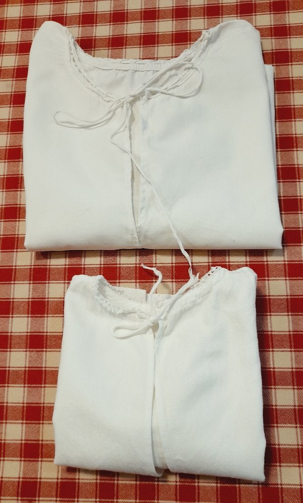 lot de 2 anciennes brassières en coton pour bébé de 1 mois, Enfants & Bébés, Vêtements de bébé | Taille 62, Enlèvement ou Envoi