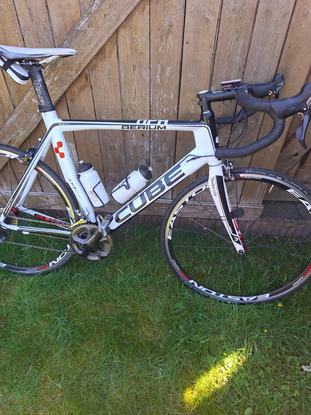 Velo de course CUBE full ultegra, Vélos & Vélomoteurs, Enlèvement, Carbone