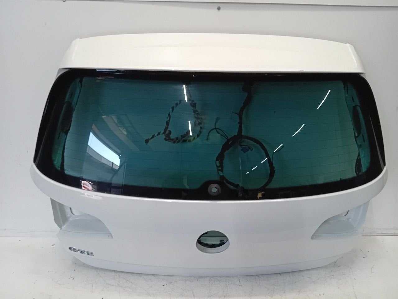 Achterklep Volkswagen Golf, Onderdelen@venauto.nl, Van der Ven Autorecycling B.V., Gebruikt, Ettenseweg 76, 4706 PB Roosendaal, The Netherlands