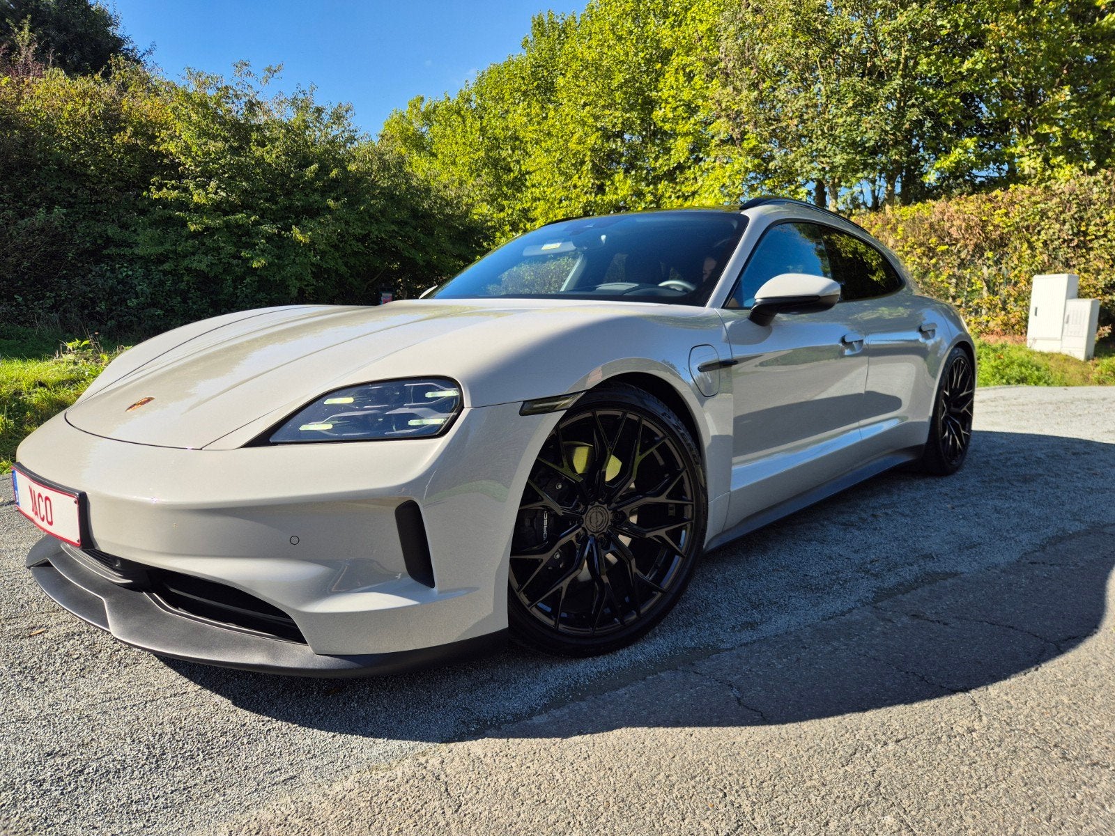 Porsche Taycan Sport Turismo Facelift | Performance Plus, Auto's, Elektrisch, Particulier, Lichtmetalen velgen, Te koop
