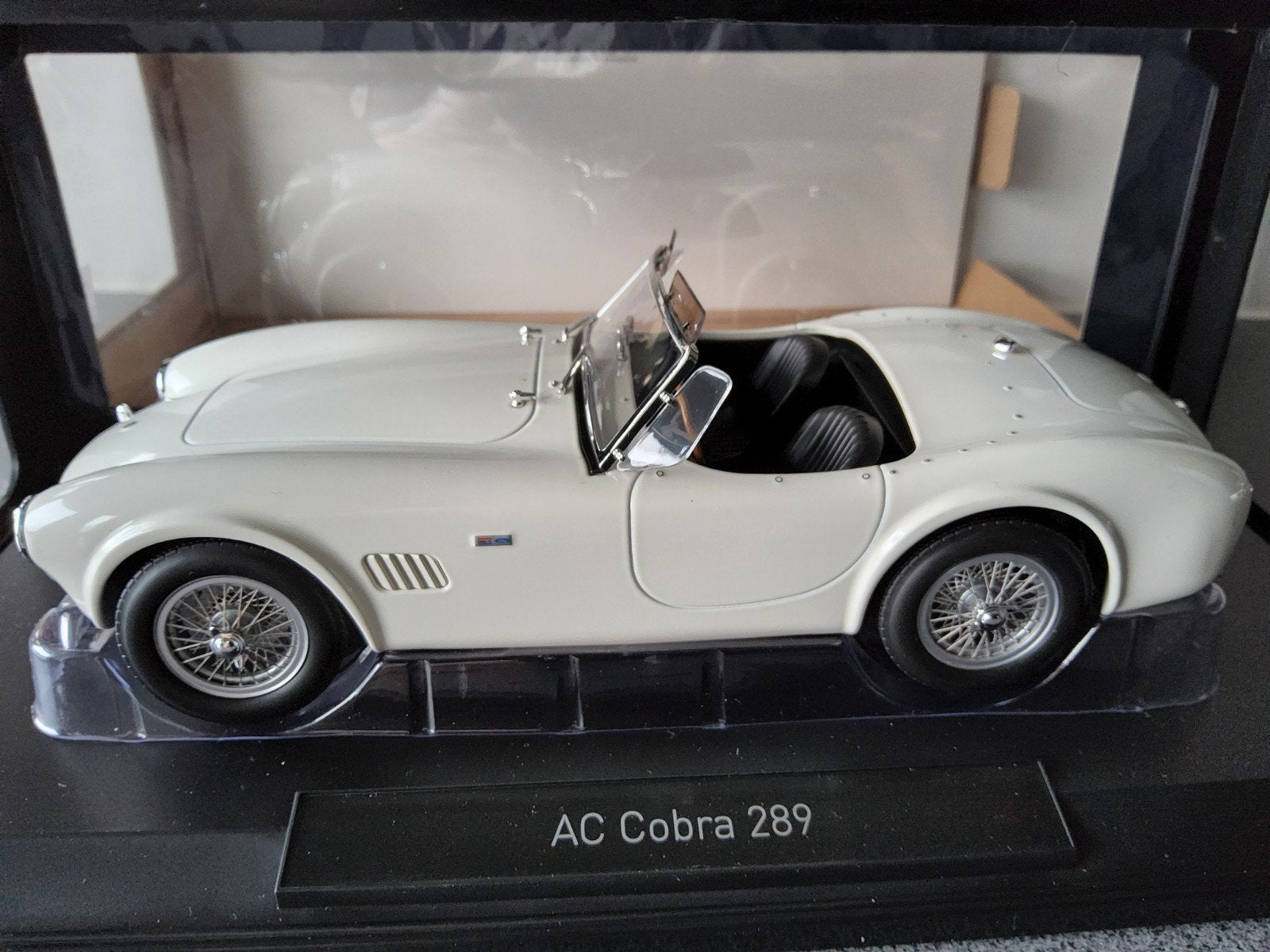 AC Cobra 289., Ophalen of Verzenden, Norev