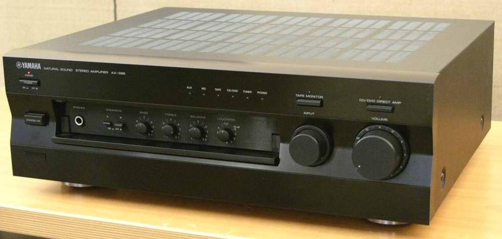 Yamaha AX-396 versterker 2-kanaals
5 lineaire ingangen (150m, Enlèvement, Yamaha