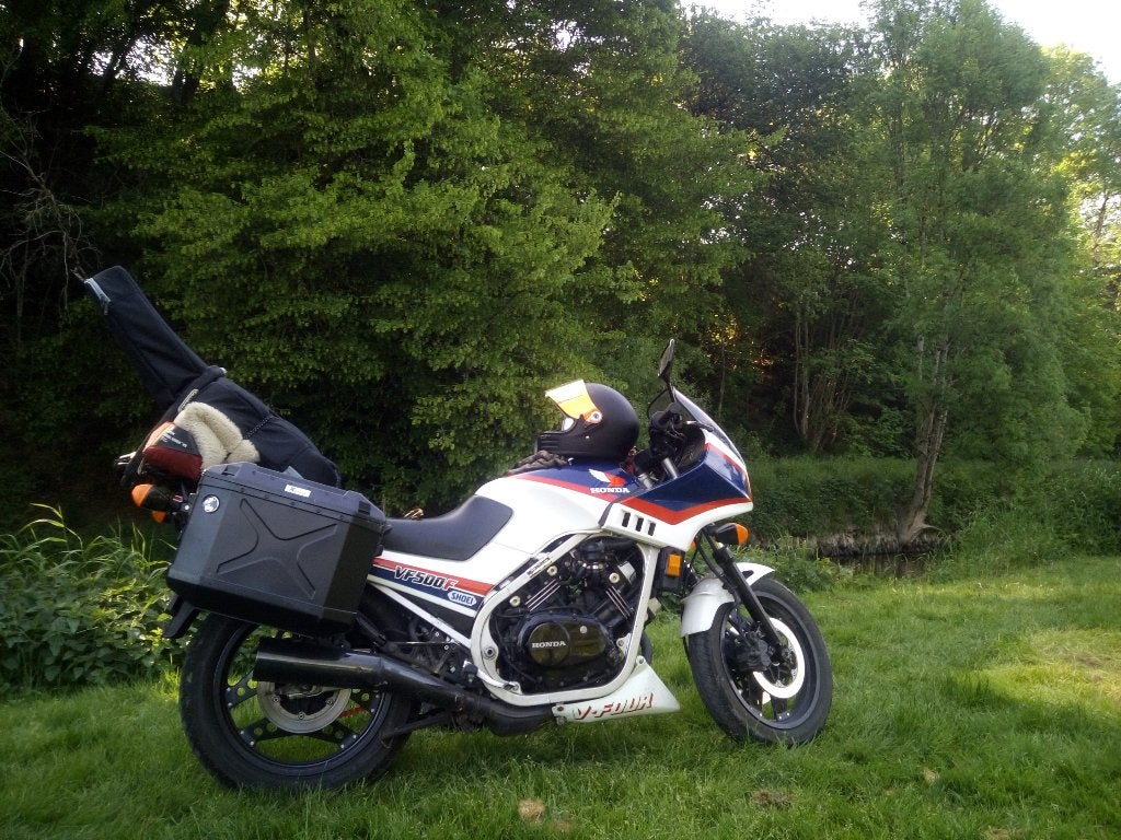 HONDA VF500 1984, Motoren, Occasion, 4 cilinders, Motorrijbewijs A, Meer dan 35 kW