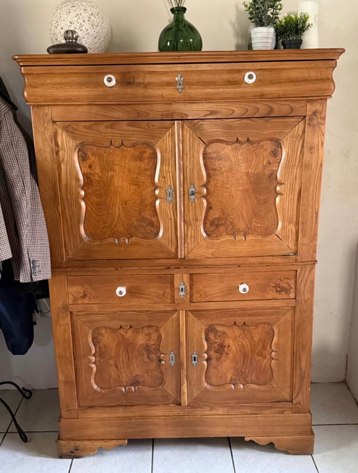 Meuble en chêne 4 portes et 3 tiroirs, Enlèvement