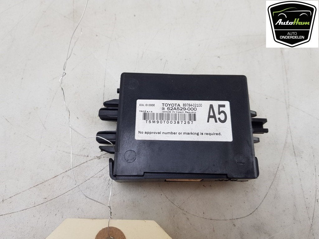 DIVERSEN Corolla Touring Sport (E21 / EH1) (|8978402100|), Gebruikt, Toyota