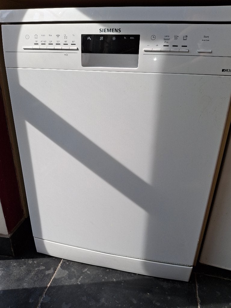 Siemens vrijstaande vaatwasser - wegens veranderen keuken, Elektronische apparatuur, Ophalen