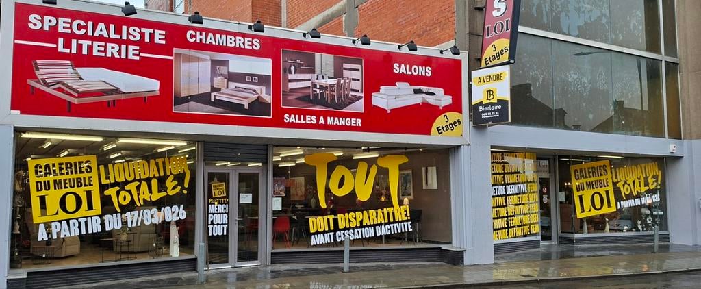 Bâtiment commercial à vendre LIQUIDATION TOTALE AVANT FERMET