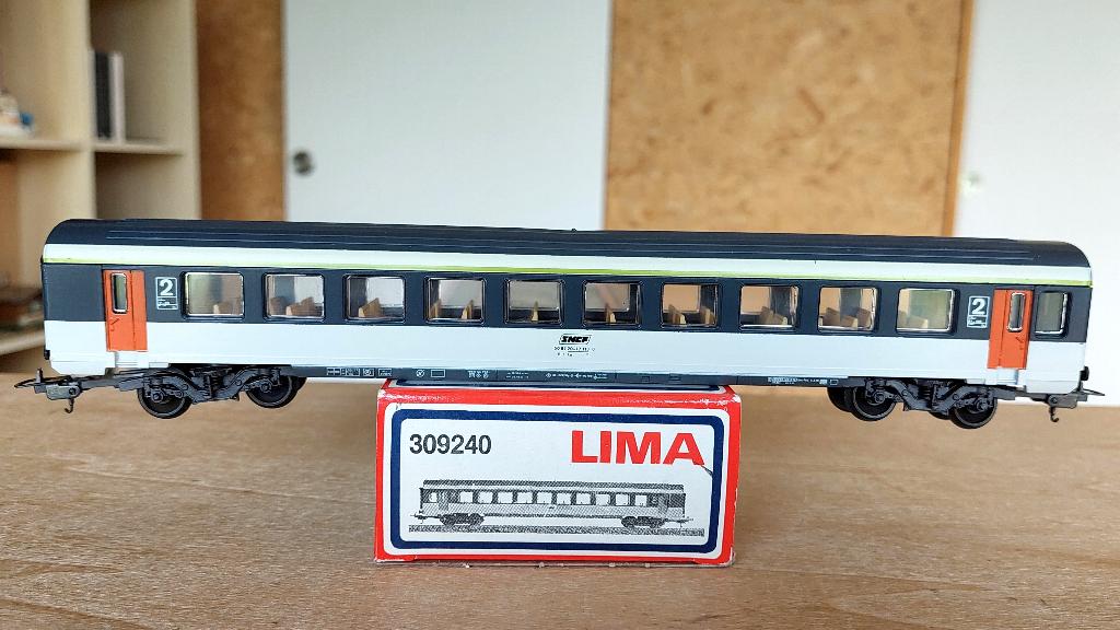 LIMA 309340 SNCF VOITURE CORAIL 2E CL B10tu HO, Hobby & Loisirs créatifs, Envoi, Utilisé, Lima