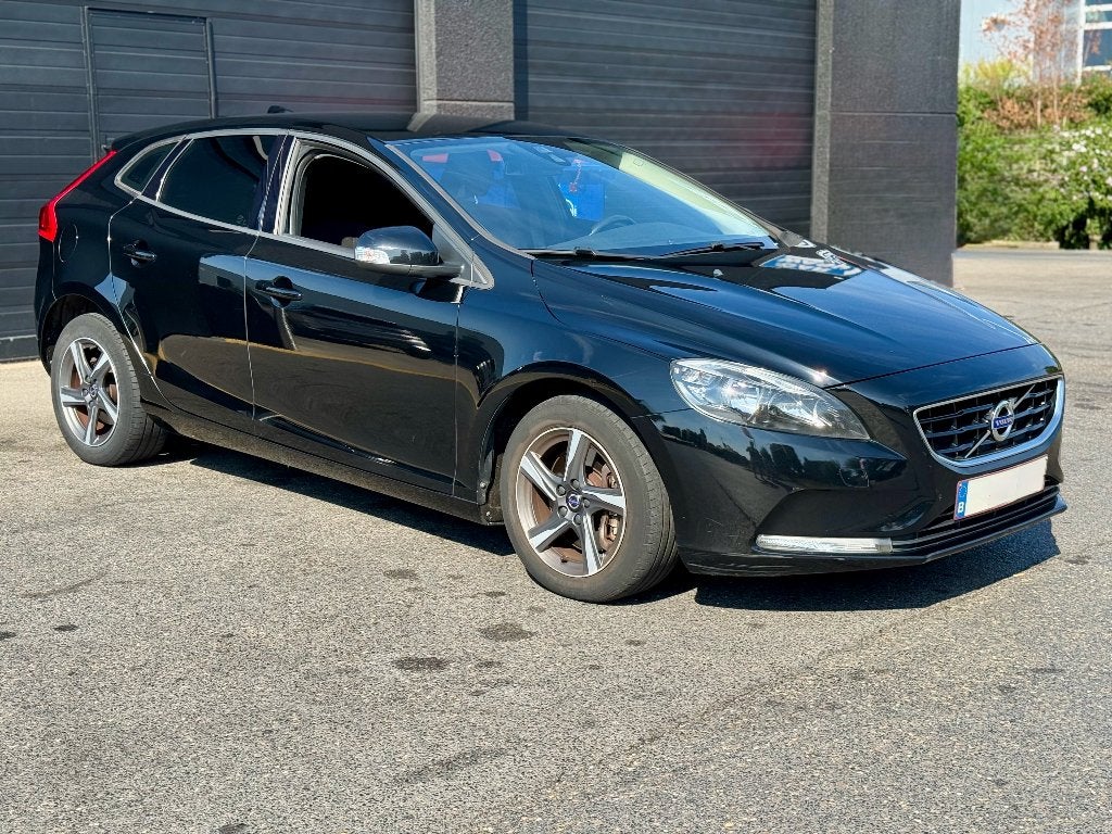 Volvo V40 T2 1.5L Benzine Automaat 133.000km, Auto's, Dealer onderhouden, Stof, 1498 cc, Euro 6