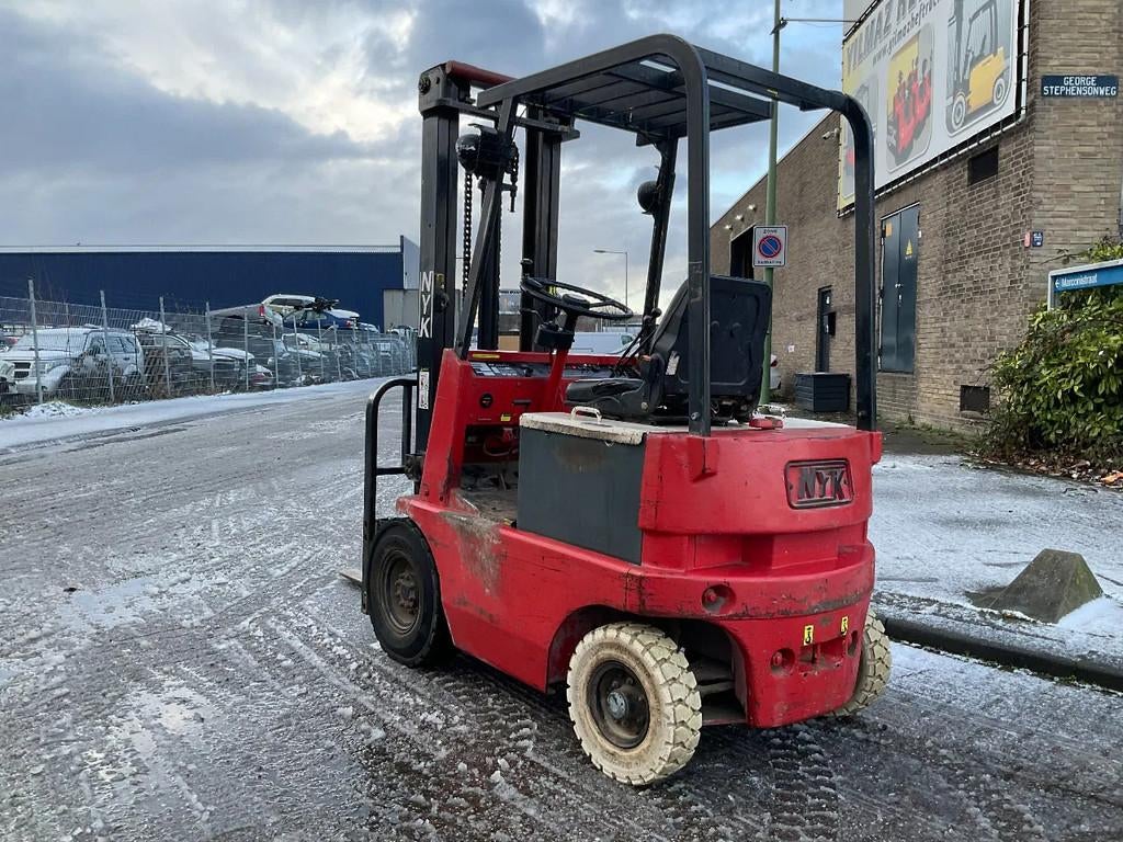 NYK - Nichiyu FB15P 1500KG 3.70METER, Articles professionnels, Machines & Construction | Chariots élévateurs & Transport interne