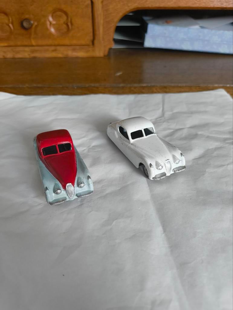 Jouets Dinky Jaguar 157, Hobby & Loisirs créatifs, Voitures miniatures | Échelles Autre, Enlèvement ou Envoi