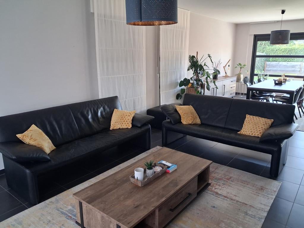 Salon "jori"  3 en 2,5 zit met poef, Ophalen, Gebruikt, Leer, Modern, tijdloos